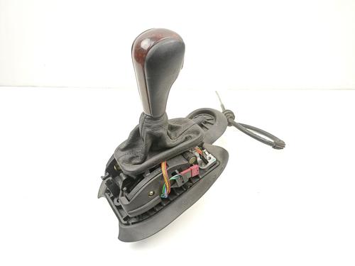 Used Shift knob BMW 5 (E39) 530 d (184 hp) 24337983