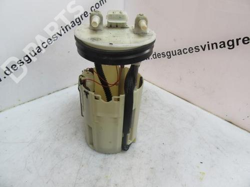 Used Fuel pump NISSAN PRIMERA (P12) 2.2 Di (126 hp) 11737445