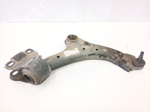 Used Right front suspension arm Right front suspension arm 37719739 37719739