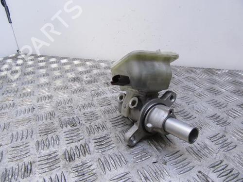 Used Brake master cylinder Brake master cylinder 37441330 37441330