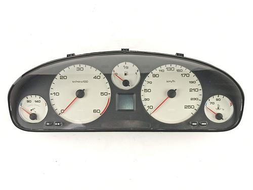 Used Instrument cluster Instrument cluster 10905522 10905522