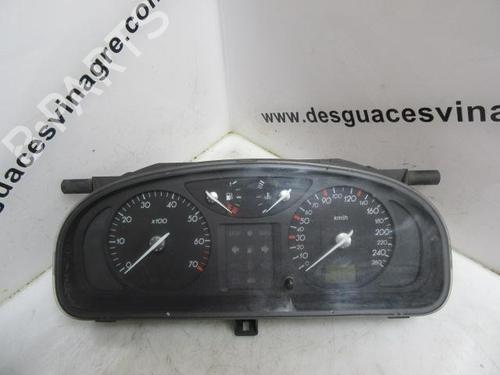 Used Instrument cluster RENAULT LAGUNA II (BG0/1_) [2001-2007]  20118234