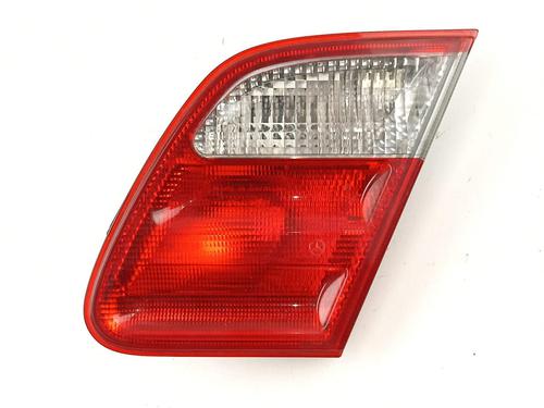 Used Right tailgate light Right tailgate light MERCEDES-BENZ E-CLASS (W210) E 240 (210.062) (170 hp) 11753002 11753002