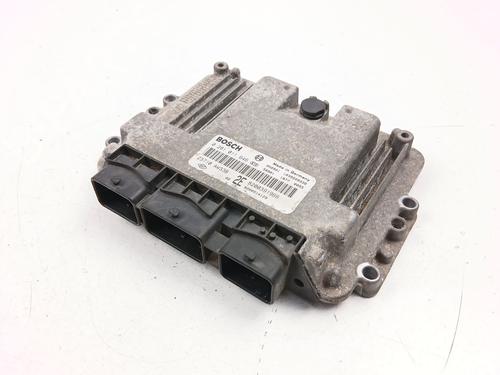 Used Electronic module NISSAN PRIMERA Hatchback (P12) 1.9 dCi (120 hp) 31992999