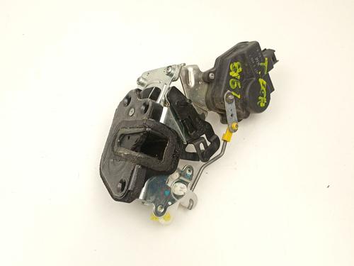 Used Rear right lock KIA SPORTAGE II (JE_, KM_) 2.0 CRDi 4WD (140 hp) 16929695