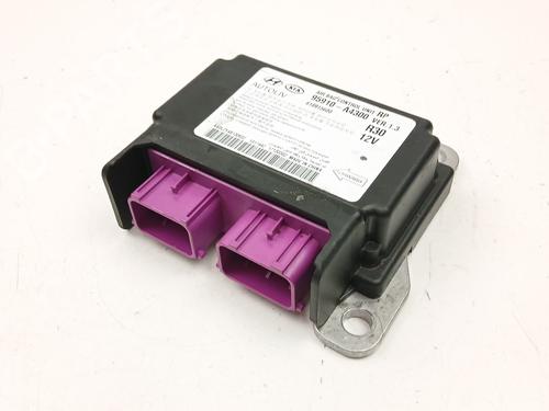 Used ECU airbags KIA CARENS IV 1.7 CRDi (116 hp) 28142219