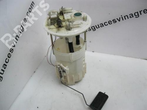 Used Fuel pump RENAULT KANGOO Express (FC0/1_) [1997-2025]  12001592