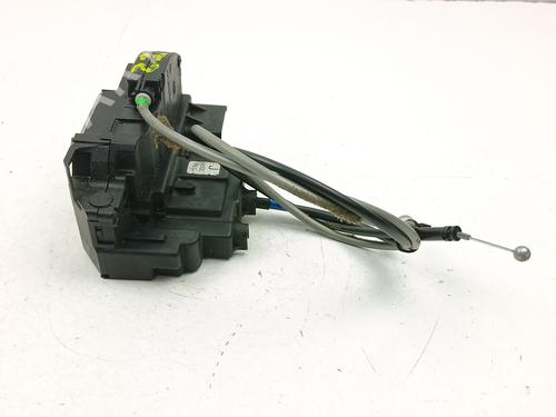 Rear left lock NISSAN QASHQAI I (J10, NJ10) 2.0 dCi All-wheel Drive | BP29587519C100 