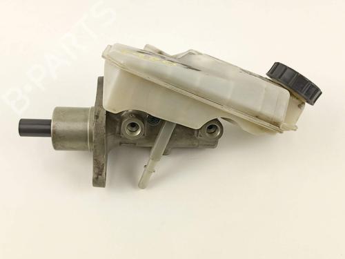 Used Brake master cylinder Brake master cylinder 37441519 37441519