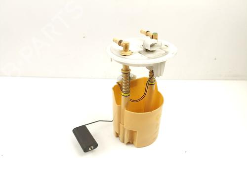 Used Fuel pump RENAULT CLIO III (BR0/1, CR0/1) 1.5 dCi (C/BR0G, C/BR1G) (68 hp) 18349880