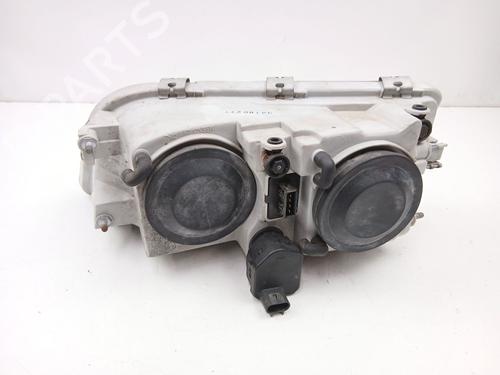 Right headlight VOLVO S40 I (644) 1.9 DI | BP28480690C29 