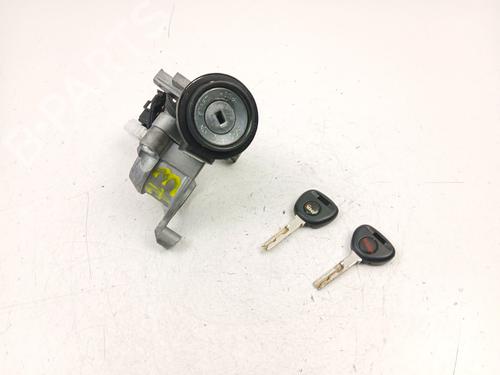 Used Ignition barrel MITSUBISHI CARISMA (DA_) 1.8 16V GDI (DA2A) (125 hp) 31096468