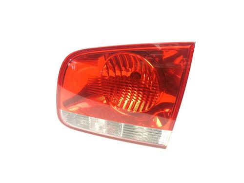 Used Right tailgate light VW TOUAREG (7LA, 7L6, 7L7) 5.0 V10 TDI (313 hp) 22308214