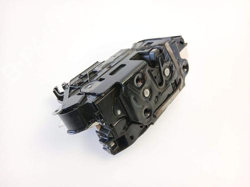 front-right-lock-vw-tiguan-5n_-2007-2008-2009-2010-2011-2012-2013-2014-2015-2016-2017-2018-39962652 main image