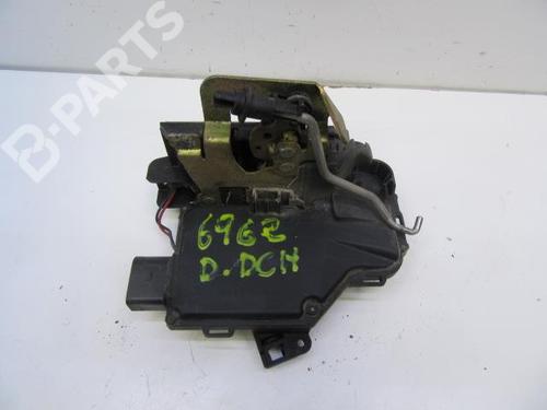 Serrure avant droite AUDI A6 C5 (4B2) [1997-2005]  9827615