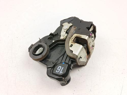 Used Front left lock TOYOTA HILUX VII Pickup (_N1_, _N2_, _N3_) 2.5 D-4D 4WD (KUN25) (144 hp) 30763837