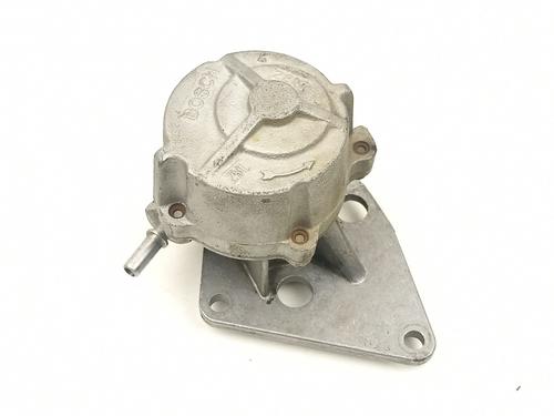 Used Vacuum pump CITROËN XSARA (N1) 1.9 D (68 hp) 16049879