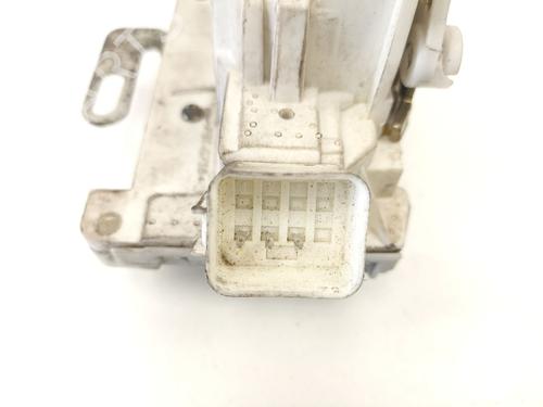 Rear right lock FORD MONDEO II (BAP) 2.0 i | BP25439750C99 