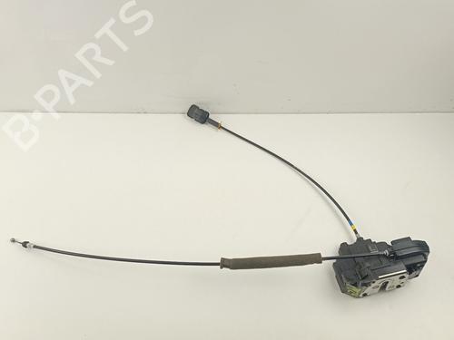 Serrure arrière droite NISSAN NOTE (E11, NE11) 1.4 (88 hp) 13467353