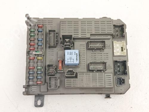 Fuse box CITROËN C5 I (DC_) 2.0 HDi (DCRHZB, DCRHZE) | BP35771173E1 - Image 2