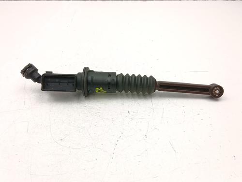 Clutch slave cylinder PEUGEOT 5008 (0U_, 0E_) 1.6 HDi | BP27984030M113 