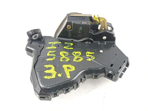 Used Front left lock Front left lock TOYOTA COROLLA (_E12_) 1.6 VVT-i (ZZE121_, ZZE121R) (110 hp) 11411106 11411106