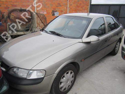 Used Parts OPEL VECTRA B Hatchback (J96) 1.6 i 16V (F68) 1057133