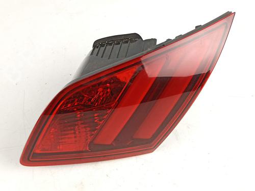Used Right tailgate light Right tailgate light 11752997 11752997