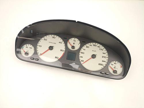 Used Instrument cluster Instrument cluster 16766652 16766652