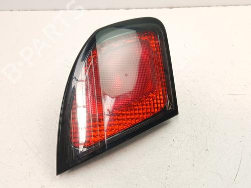 Feu de coffre gauche Feu de coffre gauche NISSAN PRIMERA Hatchback (P11) 2.0 TD (90 hp) 35964360 35964360