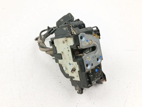 Højre bagtil lås RENAULT KANGOO / GRAND KANGOO II (KW0/1_) 1.5 dCi (KW0C, KW2C, KW4C) (106 hp) 30028101