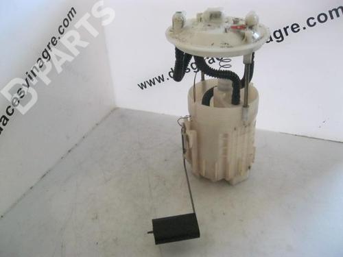 Used Fuel pump RENAULT LAGUNA II (BG0/1_) 2.0 dCi (BG1T) (150 hp) 11956321