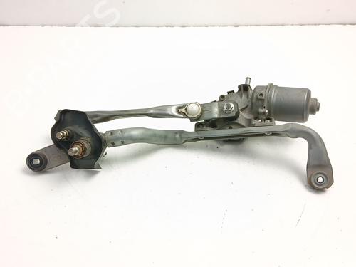 Used Front wiper motor Front wiper motor TOYOTA YARIS (_P13_) 1.5 Hybrid (NHP130_, NHP130) (101 hp) 33294848 33294848