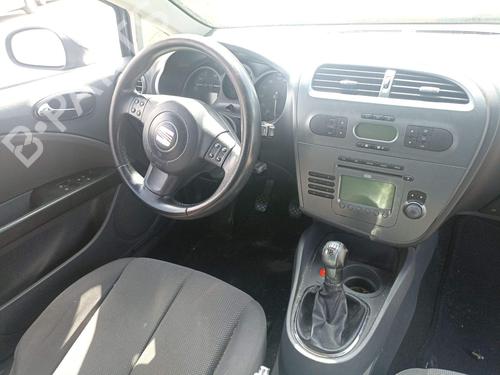 Left headlight SEAT LEON (1P1) 1.9 TDI | BP24987309C28 - Image 12