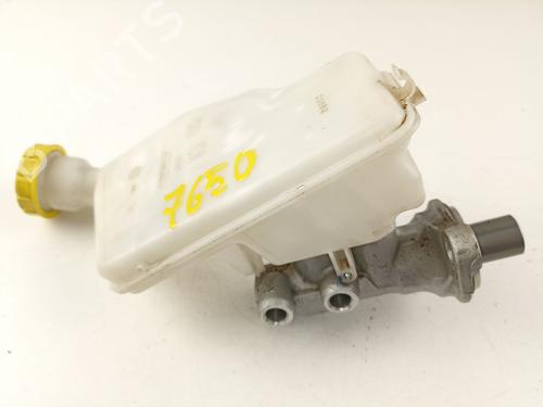 Used Brake master cylinder Brake master cylinder 37441458 37441458