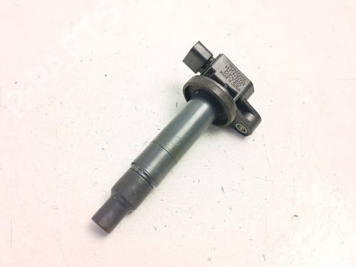 Used Ignition coil Ignition coil TOYOTA YARIS (_P13_) 1.5 Hybrid (NHP130_, NHP130) (101 hp) 33410887 33410887