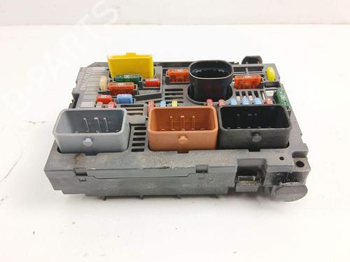 Fuse box CITROËN C5 III (RD_) 1.6 HDi 110 (RD9HL0, RD9HR8, RD9HRA) | BP39466561E1 - Image 3