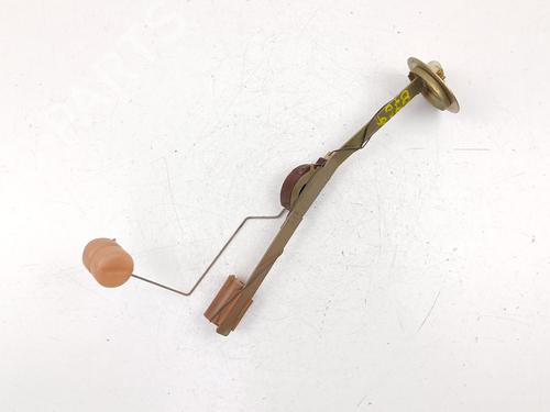 Fuel pump RENAULT 18 (134_) 1.6 (1341) | BP30126701M76