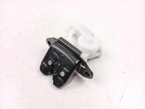 Used Tailgate lock Tailgate lock 30028114 30028114