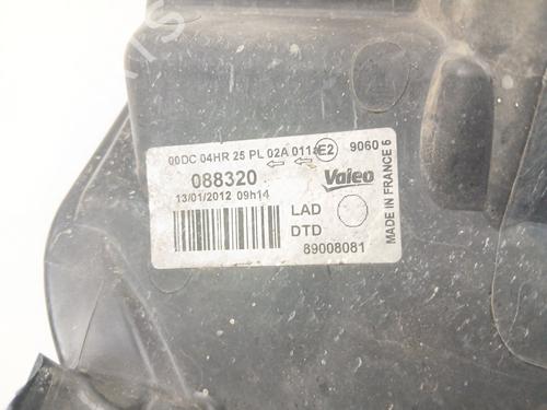 Right headlight RENAULT LAGUNA II (BG0/1_) 1.9 dCi (BG08, BG0G) | BP31652182C29 