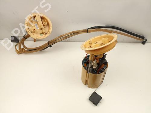 Used Fuel pump BMW 1 (E81) 118 d (143 hp) 16934500