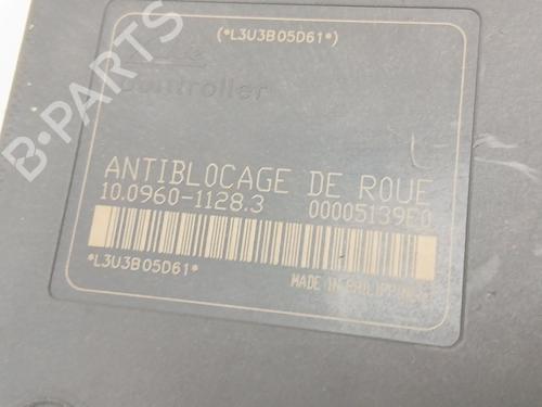 ABS pump CITROËN C5 I (DC_) 2.0 HDi (DCRHZB, DCRHZE) | BP35802097M43 - Image 9