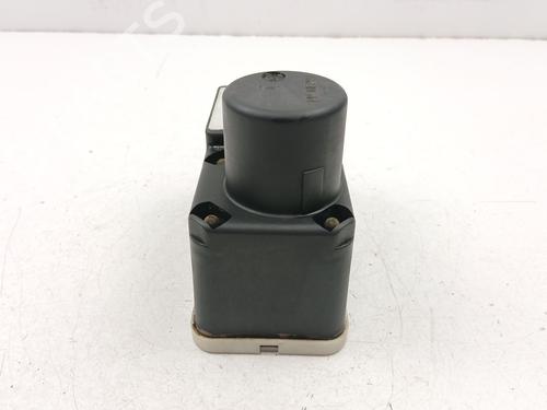 Central lock pump VW POLO (6N2) | BP30149822M86