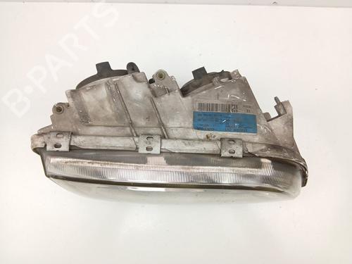 Right headlight VOLVO S40 I (644) 1.6 | BP26692028C29 