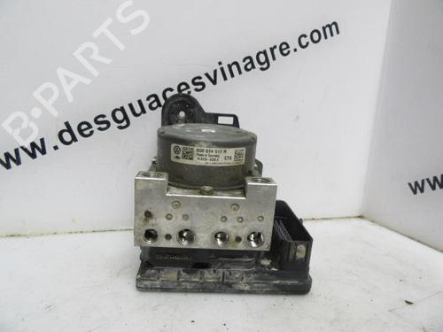 Used ABS pump VW GOLF VII (5G1, BQ1, BE1, BE2) 1.6 TDI (105 hp) 20118938