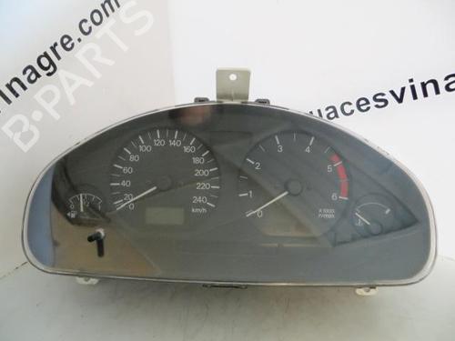 Used Instrument cluster MITSUBISHI CARISMA (DA_) 1.9 TD (DA4A) (90 hp) 20117196
