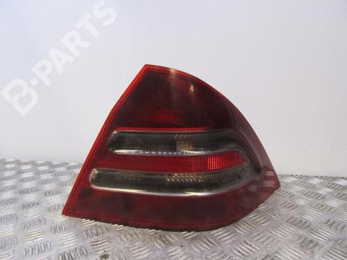 Used Right taillight Right taillight MERCEDES-BENZ C-CLASS (W203) C 270 CDI (203.016) (170 hp) 11049603 11049603