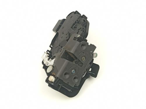 Used Rear left lock VOLVO V50 (545) 2.0 D (136 hp) 14366395