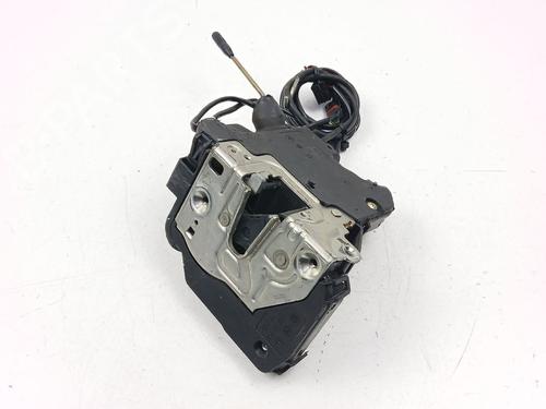 Used Front left lock MERCEDES-BENZ C-CLASS (W203) C 220 CDI (203.006, 203.008) (143 hp) 29639517