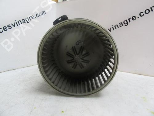 Used Heater blower motor MITSUBISHI CARISMA (DA_) [1995-2006]  20118464